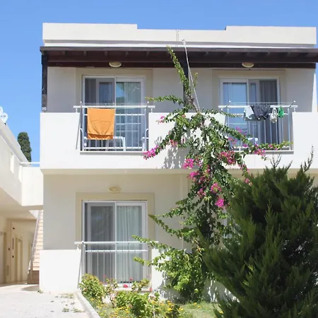 Hotel Viras
